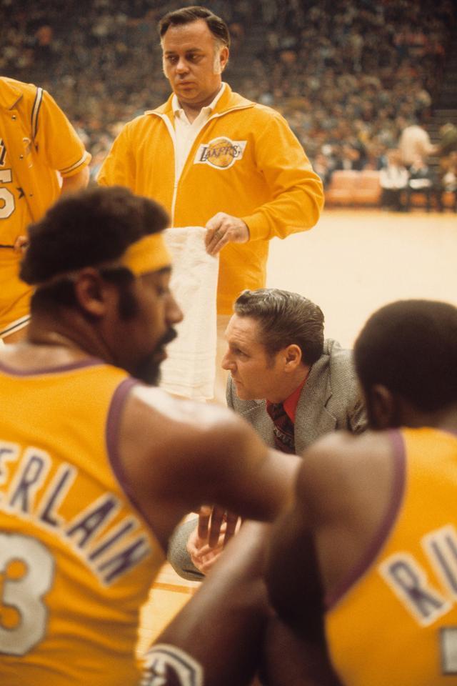 赛中斩获佳 赛中斩获佳